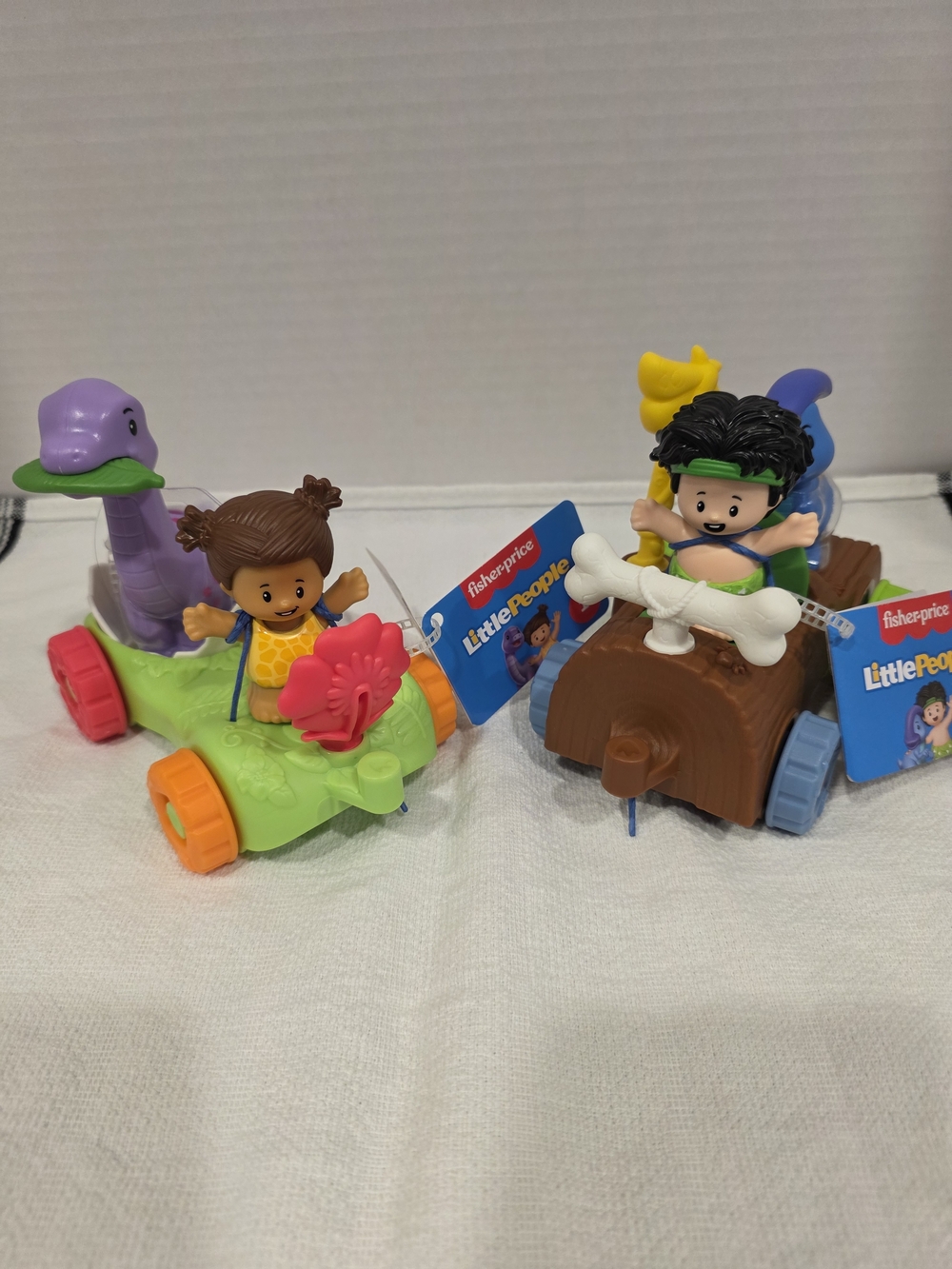 Fisher-Price Little People Adventure Pull-Back Toys - Green & Brown